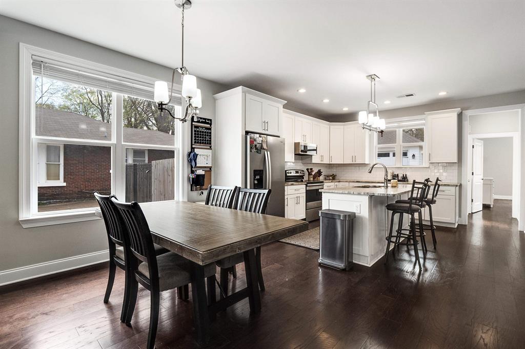 101440126 Oak Grove Realty