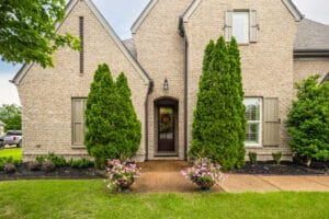 SOLD! - 1310 Ollie St - Listed by Abbey Garner Miesse