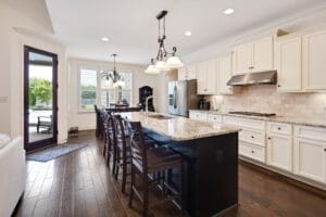 SOLD! - 1310 Ollie St - Listed by Abbey Garner Miesse