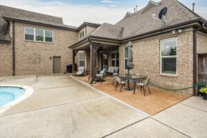 SOLD! - 1310 Ollie St - Listed by Abbey Garner Miesse