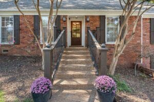 UNDER CONTRACT!  1327 Glen Oaks Drive - Listed by Halle Whitlock