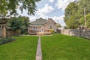 UNDER CONTRACT! 226 Summitt St. - Listed by Halle Whitlock