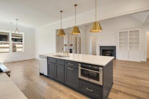 515 Henry Heights Dr. E. - Listed by Abbey Garner Miesse