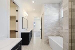 515 Henry Heights Dr. E. - Listed by Abbey Garner Miesse