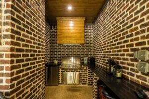 NEW LISTING - 3016 Chapel Woods Cv - Listed by Abbey Garner Miesse