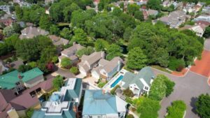 UNDER CONTRACT! - 843 Harbor Bend Dr - Listed by Abbey Garner Miesse