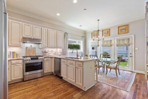 UNDER CONTRACT! - 843 Harbor Bend Dr - Listed by Abbey Garner Miesse