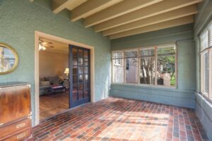 NEW LISTING! - 660 S. McLean Blvd. - Listed by Abbey Garner Miesse