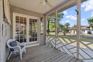 NEW LISTING! - 660 S. McLean Blvd. - Listed by Abbey Garner Miesse