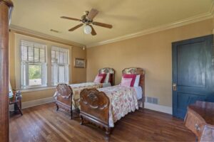 NEW LISTING! - 660 S. McLean Blvd. - Listed by Abbey Garner Miesse