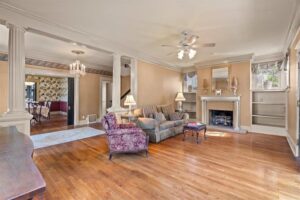 NEW LISTING! - 660 S. McLean Blvd. - Listed by Abbey Garner Miesse