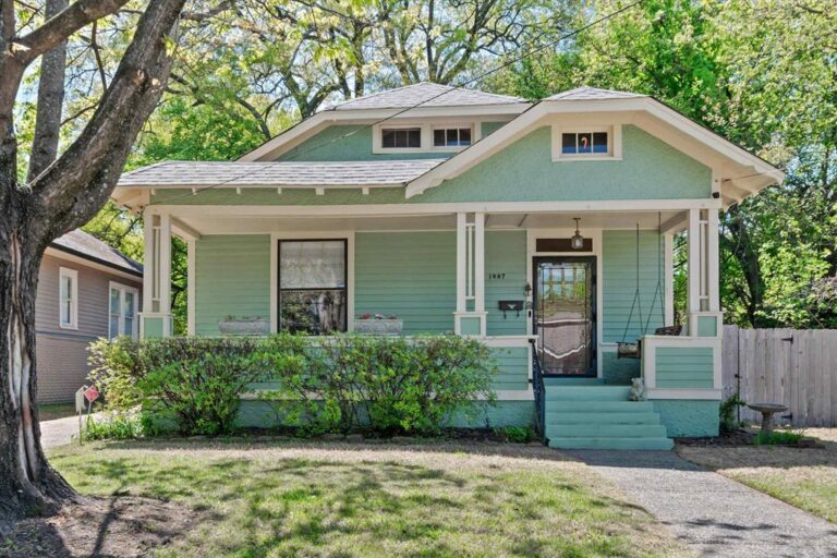 NEW LISTING! - 1887 York Ave. - Listed by Halle Whitlock