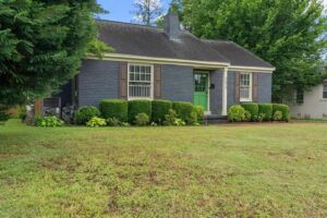NEW LISTING - 3673 Charleswood Ave - Listed by Halle Whitlock