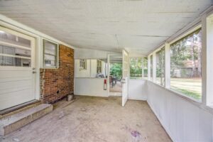 NEW LISTING! - 269 N. White Station St. - Listed by Halle Whitlock