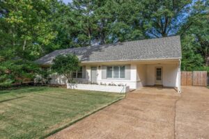 NEW LISTING! - 269 N. White Station St. - Listed by Halle Whitlock